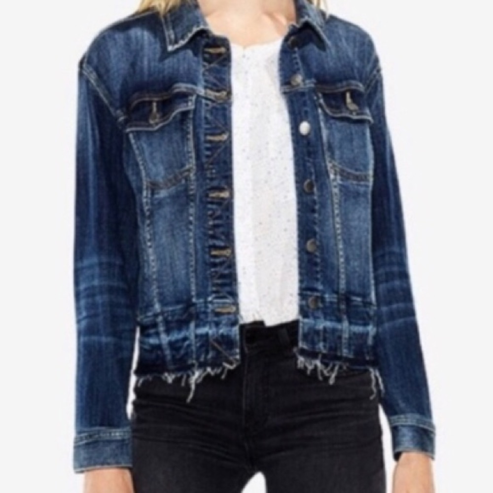 💙NWT Vince Camuto Stretch Jean Jacket